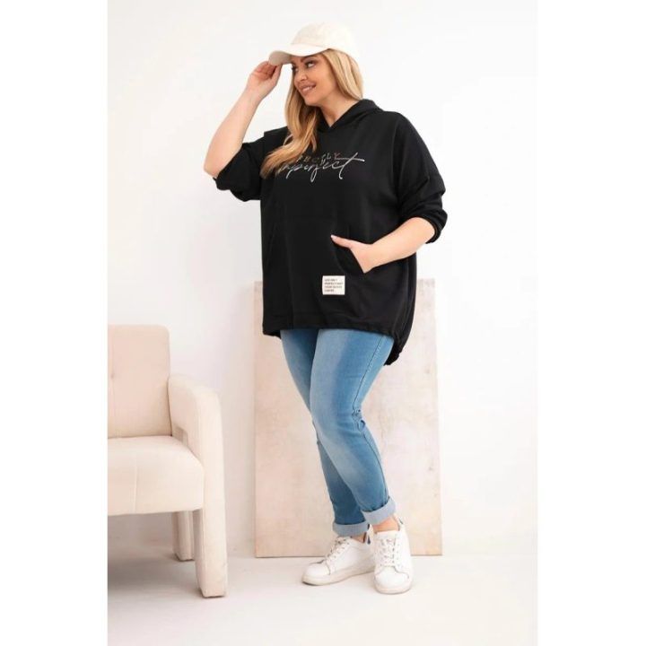 Moteriškas Plus Size džemperis su gobtuvu ir spauda, juodos spalvos