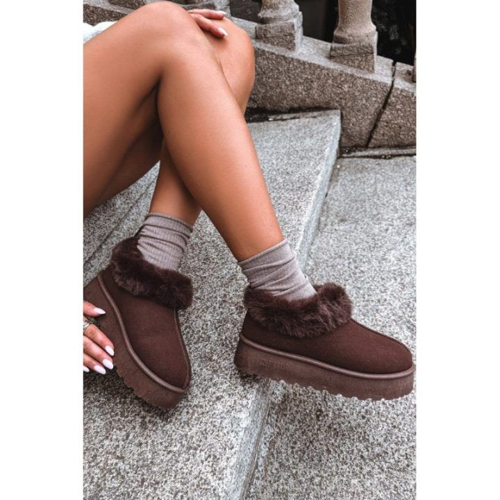 Moteriški aulinukai su kailiniu kraštu Step in style
