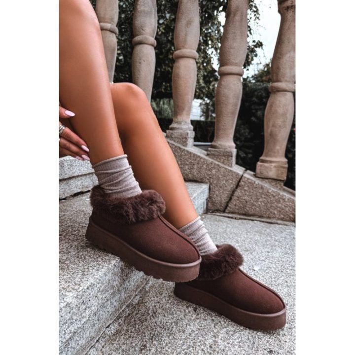 Moteriški aulinukai su kailiniu kraštu Step in style