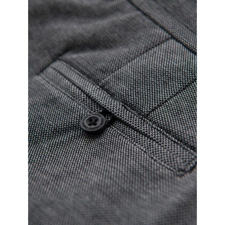 Vyriški pilki slim fit šortai iki kelių