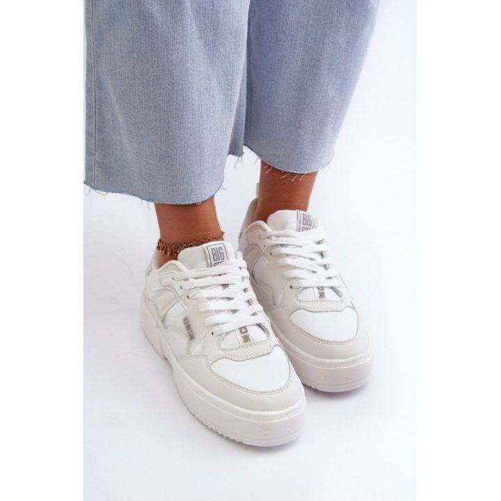 Lengvi moteriški sportbačiai Big Star Shoes – balta