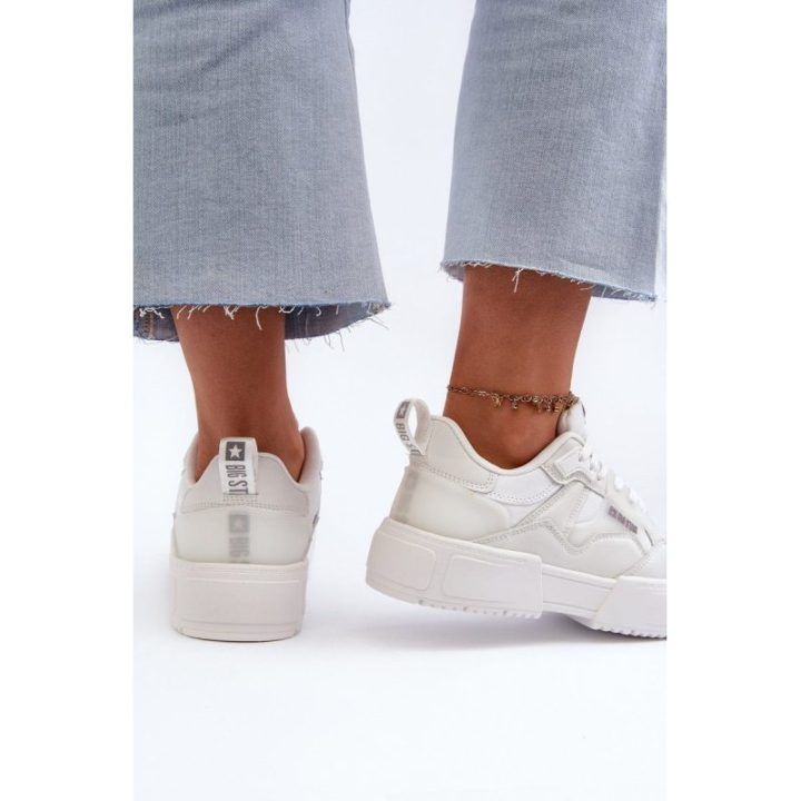 Lengvi moteriški sportbačiai Big Star Shoes – balta