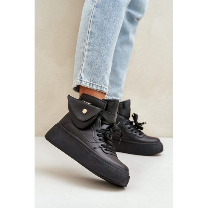 Juodi sportbačiai su platforma ir kišenėle Step in style