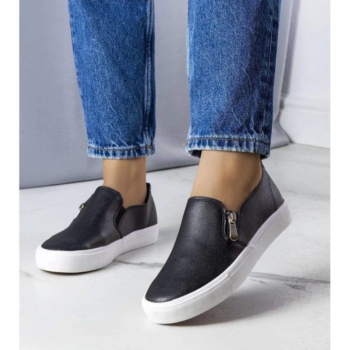 Juodi moteriški kedai Denain