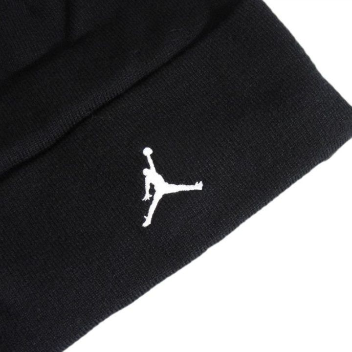 Žieminė kepurė Air Jordan Peak Satin-Lined, juoda