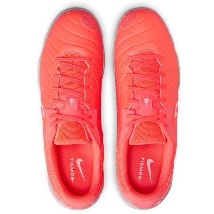 Vyriški batai Nike Tiempo Legend 10 Academy IC, koraliniai