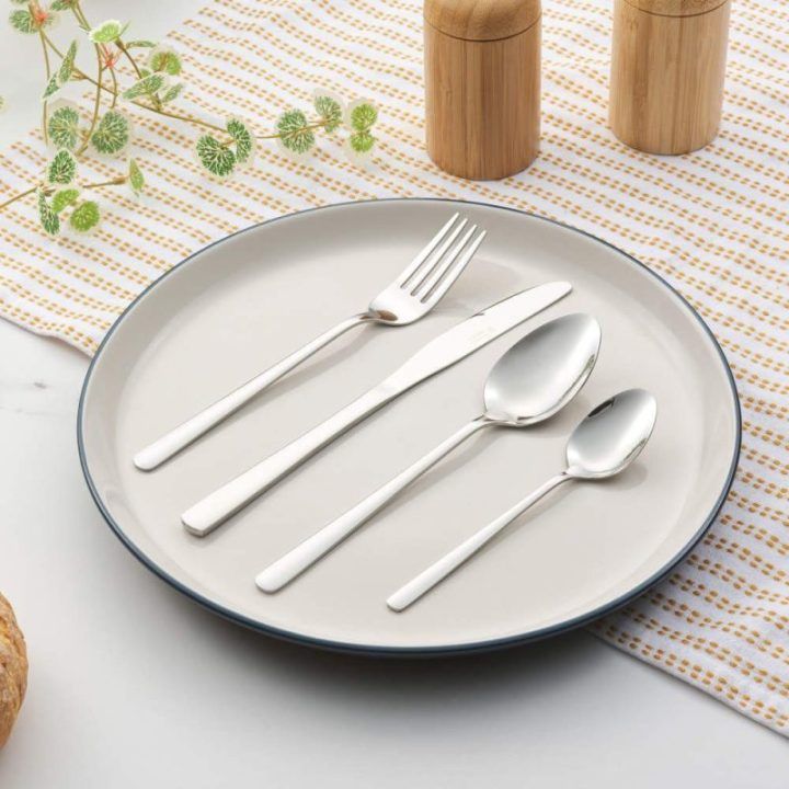 Russell Hobbs Vienna nerūdijančio plieno 48 vnt. stalo įrankių rinkinys