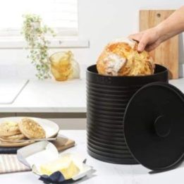 Russell Hobbs RH03269EU7 briaunota duonos dėžė, juoda