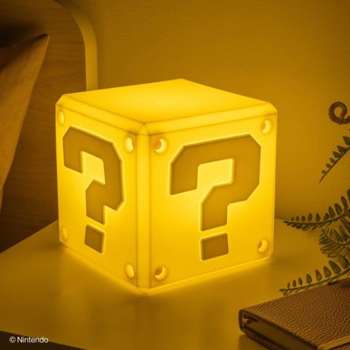 Paladone Super Mario ? Block SquishyGlo įkraunamas silikoninis šviestuvas