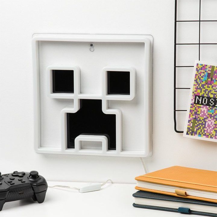 Paladone Minecraft Creeper prie sienos tvirtinamas LED neoninis šviestuvas, 25 cm