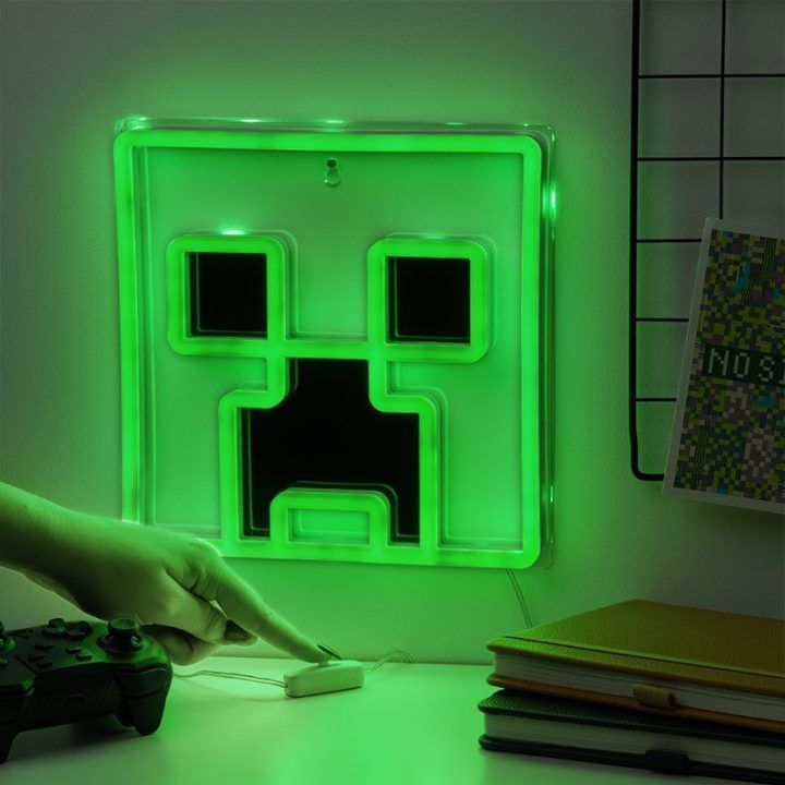 Paladone Minecraft Creeper prie sienos tvirtinamas LED neoninis šviestuvas, 25 cm