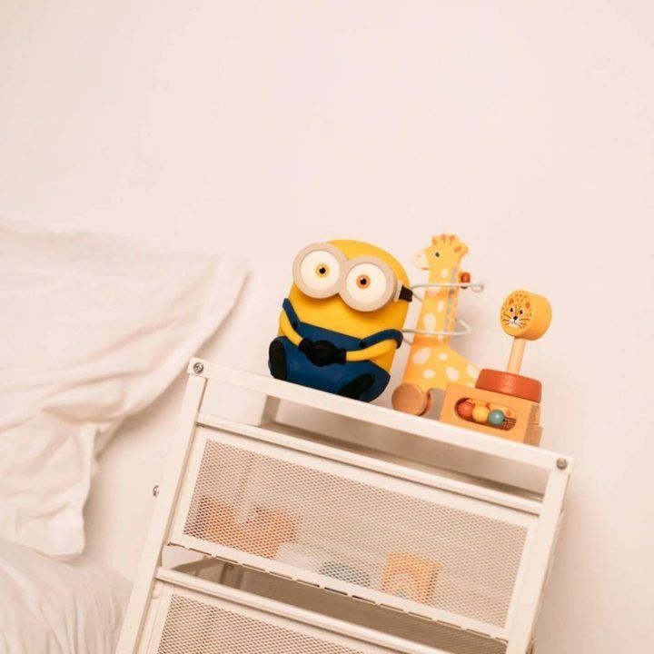 Minions Bob silikoninė LED naktinė lemputė vaikams, 15 cm