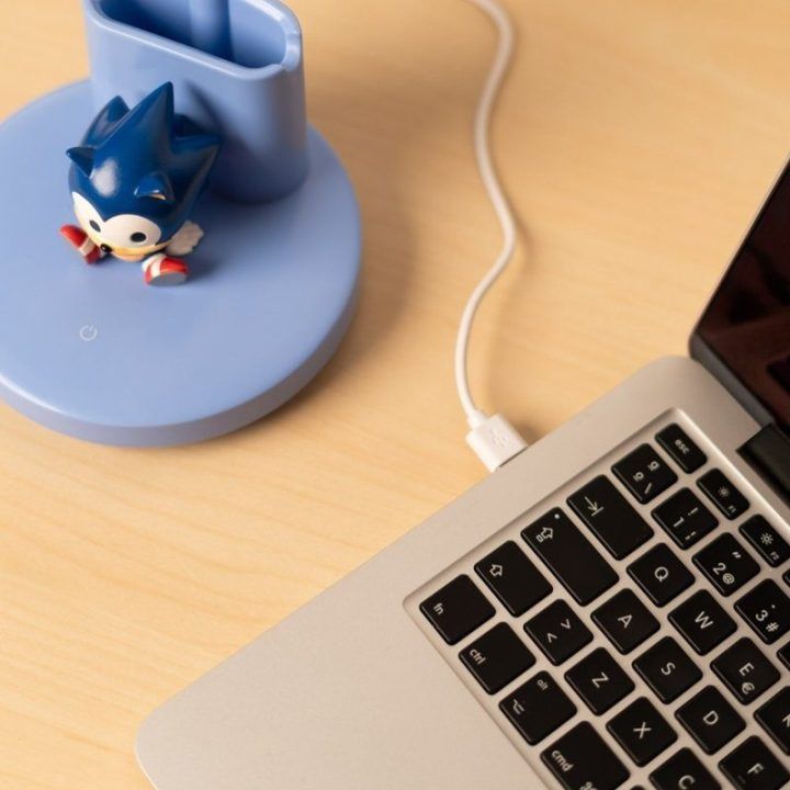 Sonic LED stalinė lempa vaikams su organizatoriumi