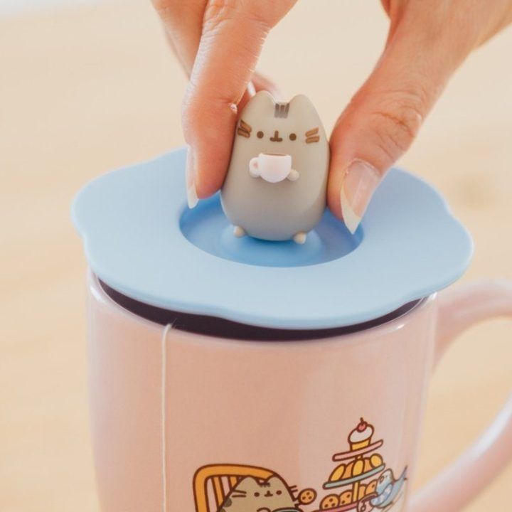 Pusheen keraminis puodelis su silikoniniu dangteliu, 350 ml