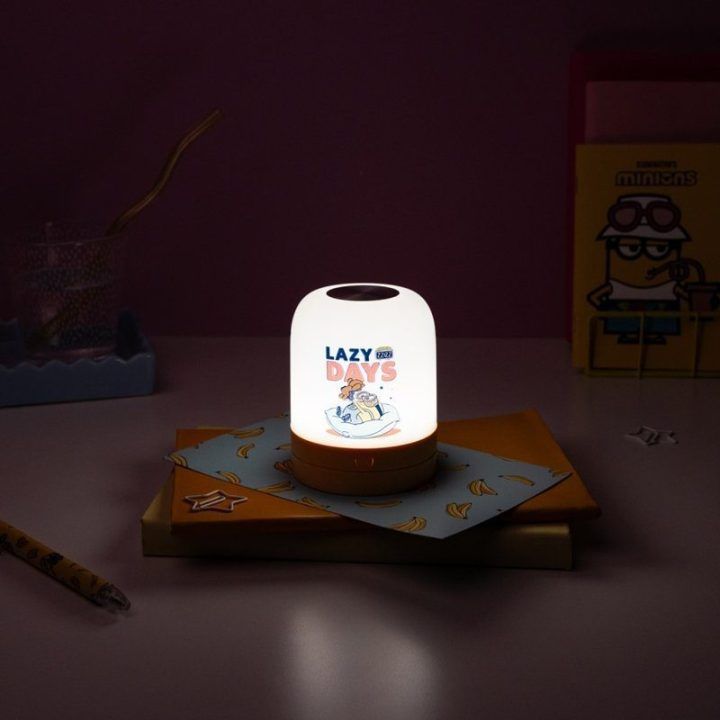 Minions belaidė LED naktinė lempa su USB-C