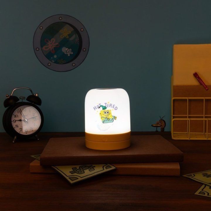 Belaidis LED naktinis šviestuvas Spongebob su USB-C