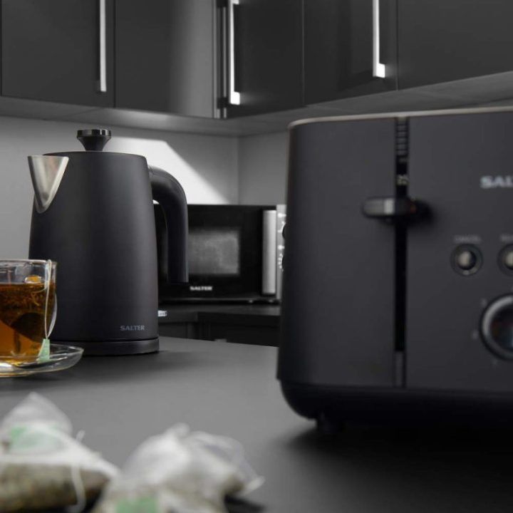 Salter Kuro Rapid Boil virdulys, 1,7 l, juodas