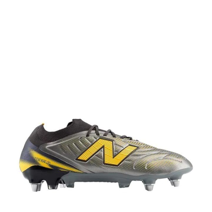 Futbolo bateliai New Balance Tekela Elite Low Laced V5 SG