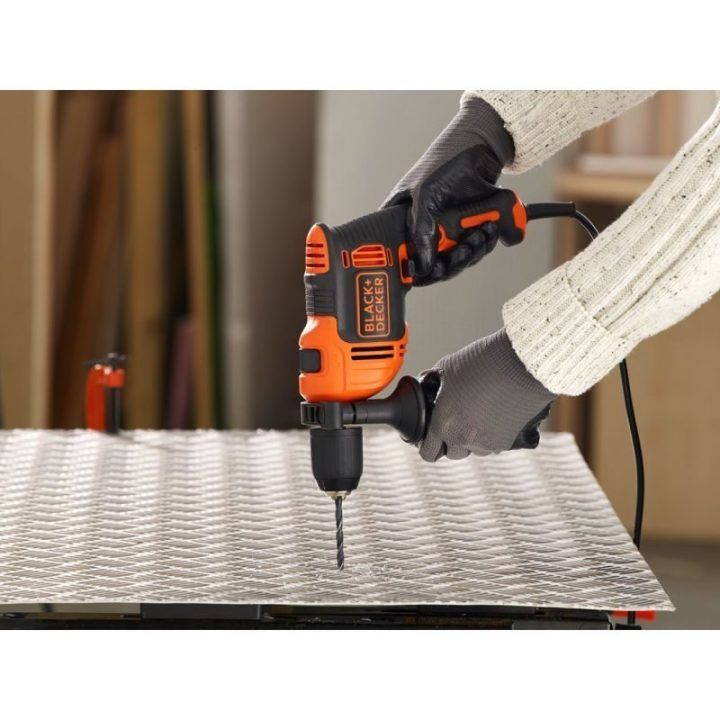 Smūginis gręžtuvas Black+Decker BEH710, 710 W