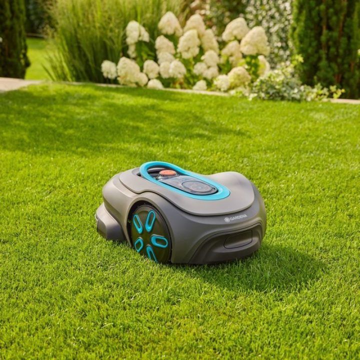 Robotinė vejapjovė Gardena smart SILENO max