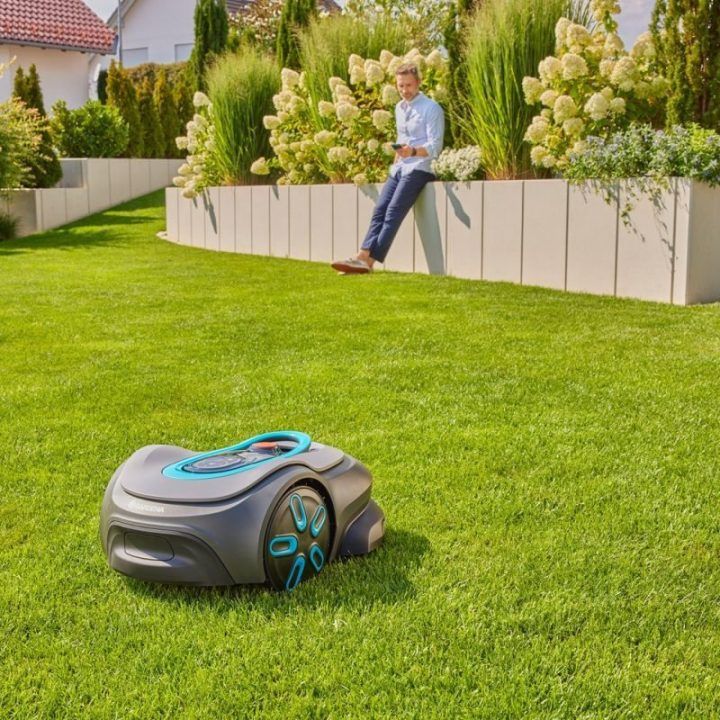 Robotinė vejapjovė Gardena smart SILENO max