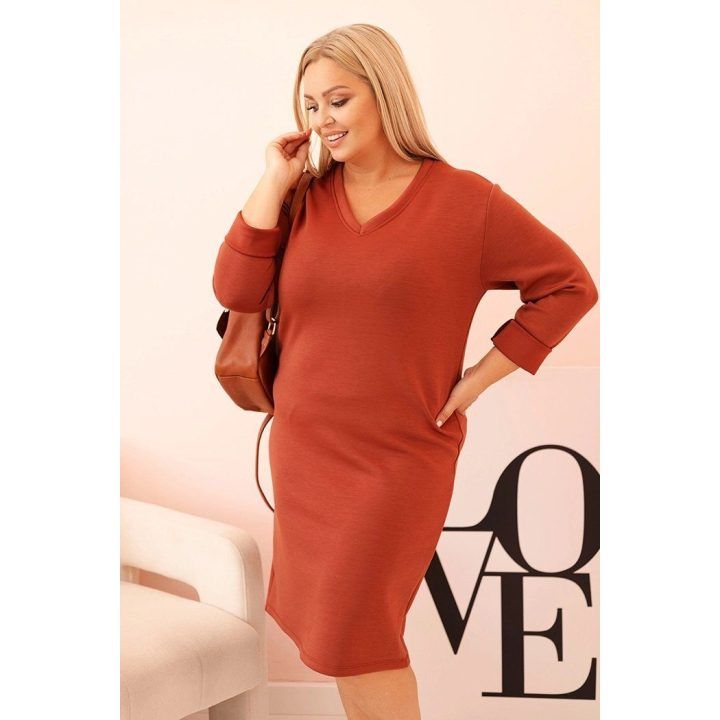 Moteriška Plus Size suknelė su V formos iškirpte, raudonos spalvos