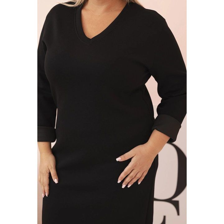 Moteriška Plus Size suknelė juodos spalvos