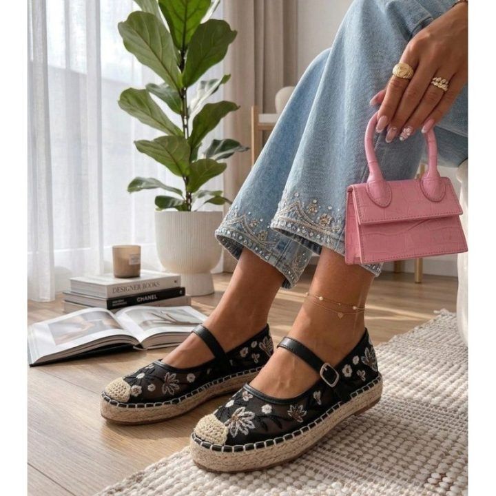 Moteriškos juodos espadrilės su siuvinėtais gėlių raštais Lucille