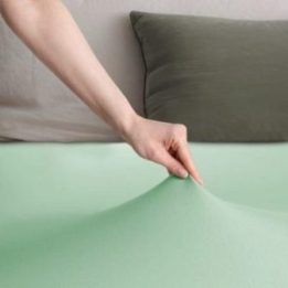 Paklodė su guma Amber Mint AmeliaHome 160–180 × 200 cm + 30 cm, mėtų