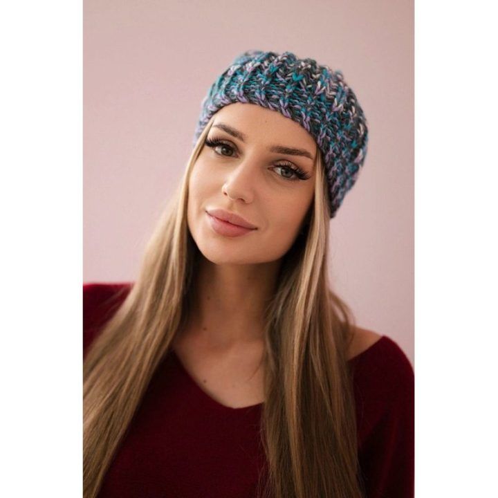 Moteriška žieminė kepurė su bumbulu Maria, turkio spalvos