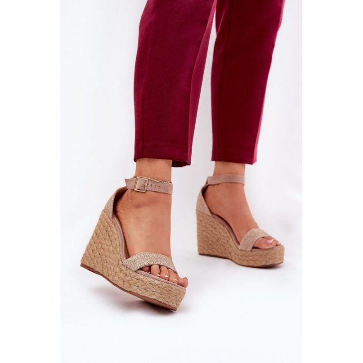 Basutės su kulnu Step in style – smėlio spalvos