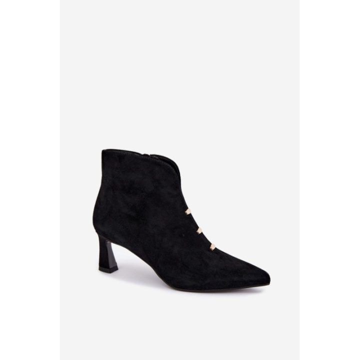 Aulinukai su smailėjančia nosele Step in style – juoda