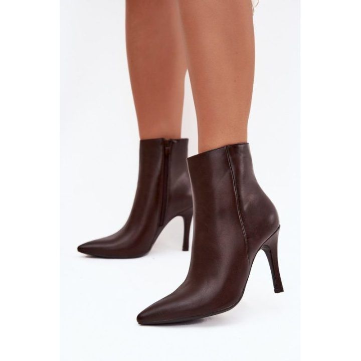 Moteriški pašiltinti aulinukai iš odos imitacijos su kulnu Nolisse, šokolado rudos spalvos