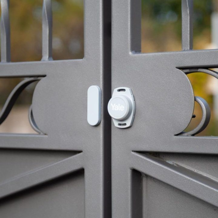 Išmanusis garažo valdiklio rinkinys Yale Smart Opener