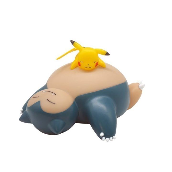 Šviečianti kolekcinė figūrėlė Pokémon su Snorlax ir Pikachu, 25 cm