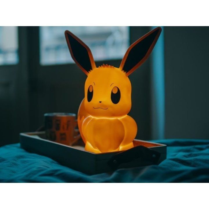 Šviečianti figūrėlė su Eevee personažu Pokémon, 30 cm