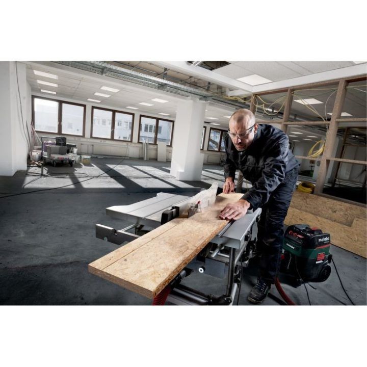 Stalinis diskinis pjūklas Metabo TS 254 M, 1 500 W, 4 200 aps./min., pilkos ir juodos spalvos
