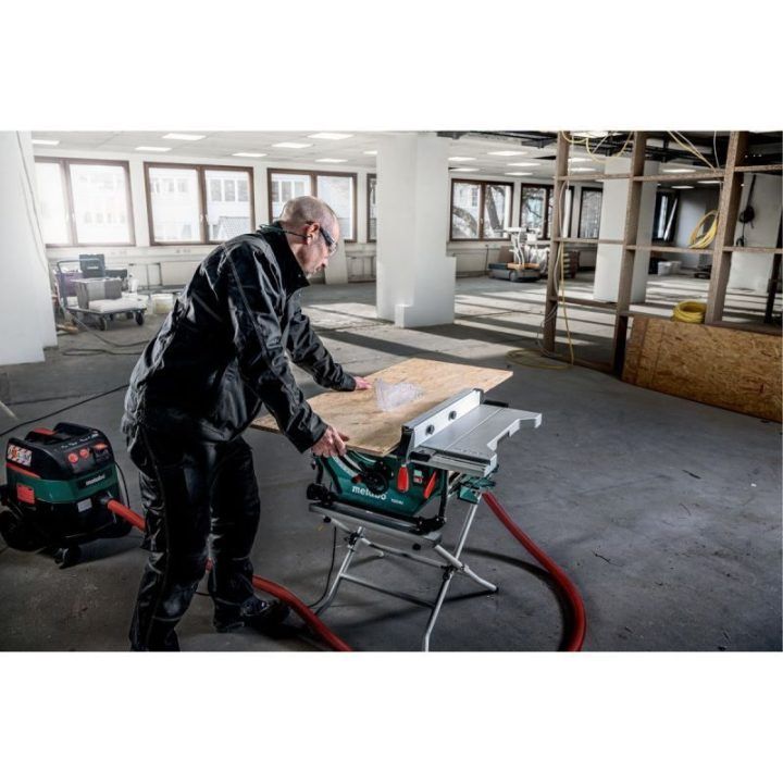 Stalinis diskinis pjūklas Metabo TS 254 M, 1 500 W, 4 200 aps./min., pilkos ir juodos spalvos