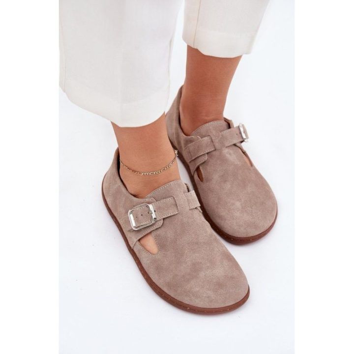 Laisvalaikio batai moterims smėlio spalvos iš zomšos su sagtimi Zazoo