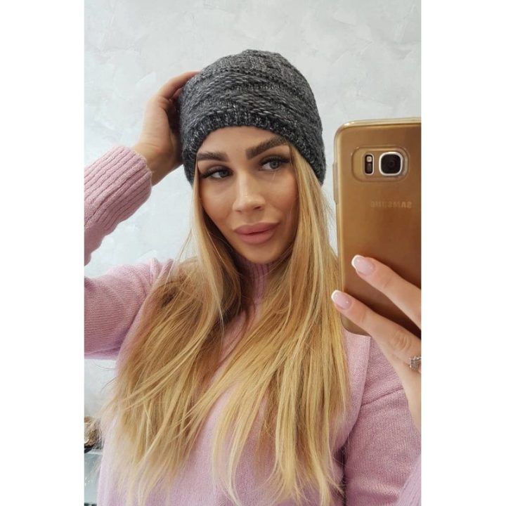 Moteriška žieminė kepurė su fliso pamušalu Edyta, tamsiai violetinė