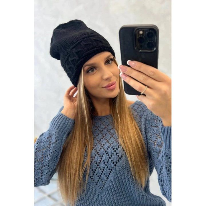 Moteriška žieminė kepurė Aniela, juoda