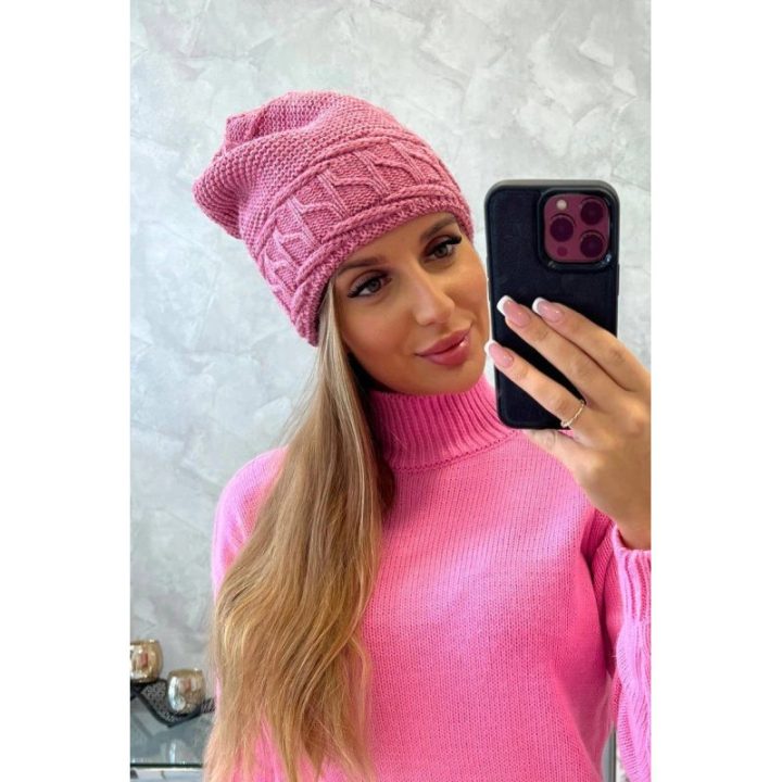 Moteriška žieminė kepurė Aniela, tamsiai rožinė