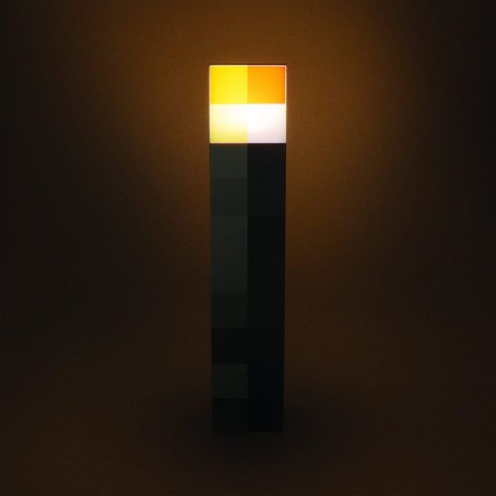 Šviestuvas su Minecraft fakelo motyvu Paladone, 28 cm