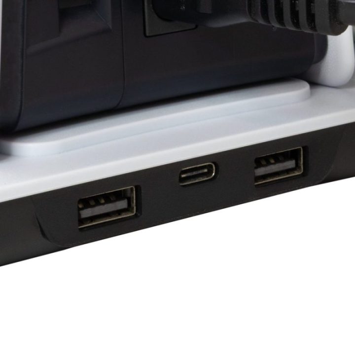 PS5 konsolės aušinimo stovas su įkrovimo stotele White Shark Guard-2