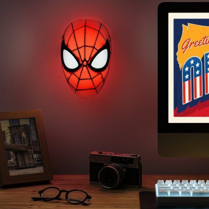 LED šviestuvas Žmogaus-voro kaukės formos Paladone, 22 cm