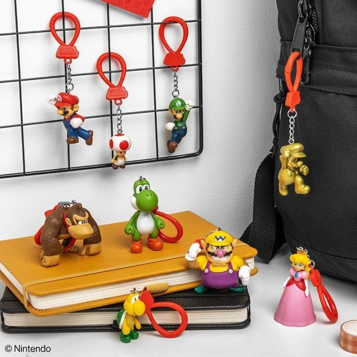 Kuprinės pakabukų rinkinys su Super Mario personažais Paladone, 24 vnt