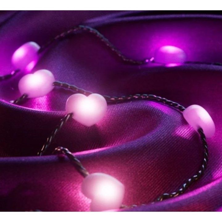 LED girlianda Twinkly Candies su 100 žvakės formos RGB lempučių, 6 m, įvairiaspalvė