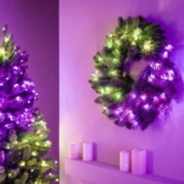 Kalėdinis vainikas su 50 RGB LED ir žaliu laidu Twinkly Regal, 60 cm, įvairiaspalvis