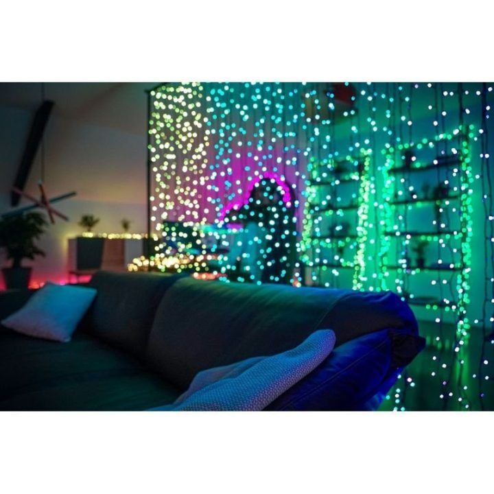 Išmanioji LED šviesų užuolaida Twinkly, 210 RGBW, 2,1 m, įvairiaspalvė