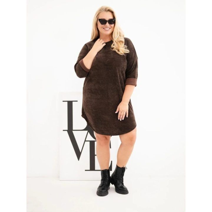 Moteriška Plus Size laisvo kirpimo štruksinė suknelė, rudos spalvos
